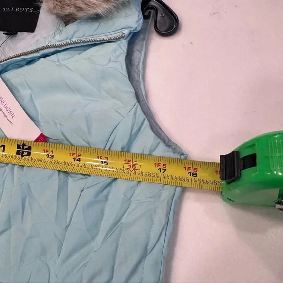 TALBOTS Tiffany Blue Quilted Down Vest w/ Removable Faux Fur Collar Sz. XS NWT - Picture 7 of 12